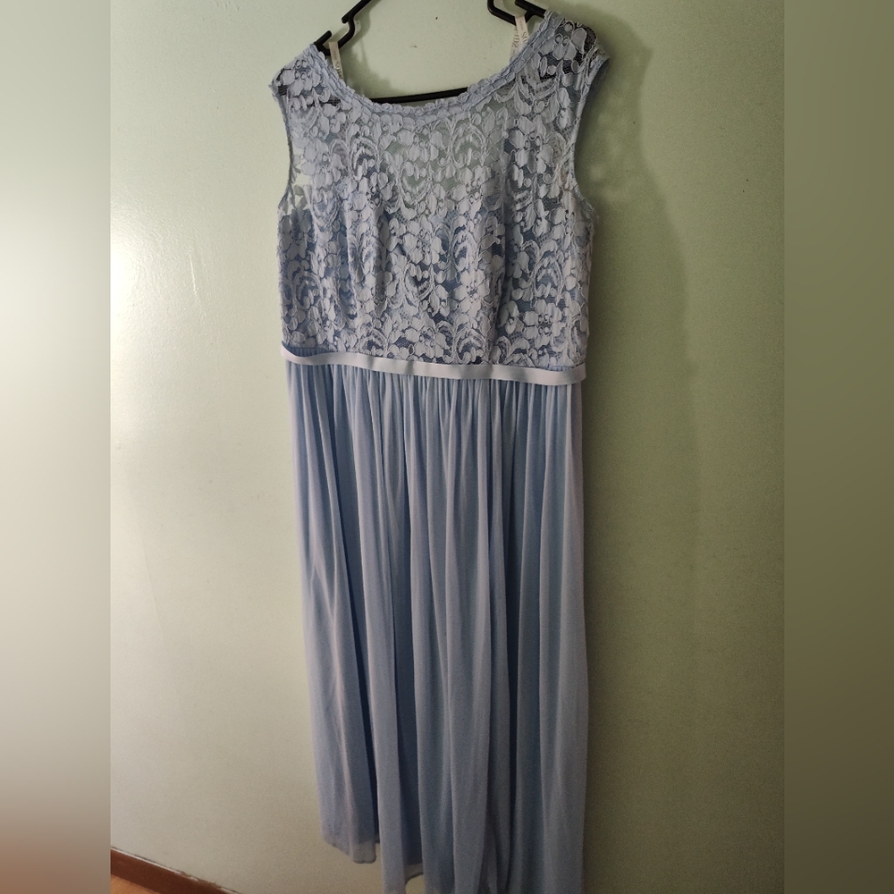 David's Bridal Light Blue Dress With Lace Bodice